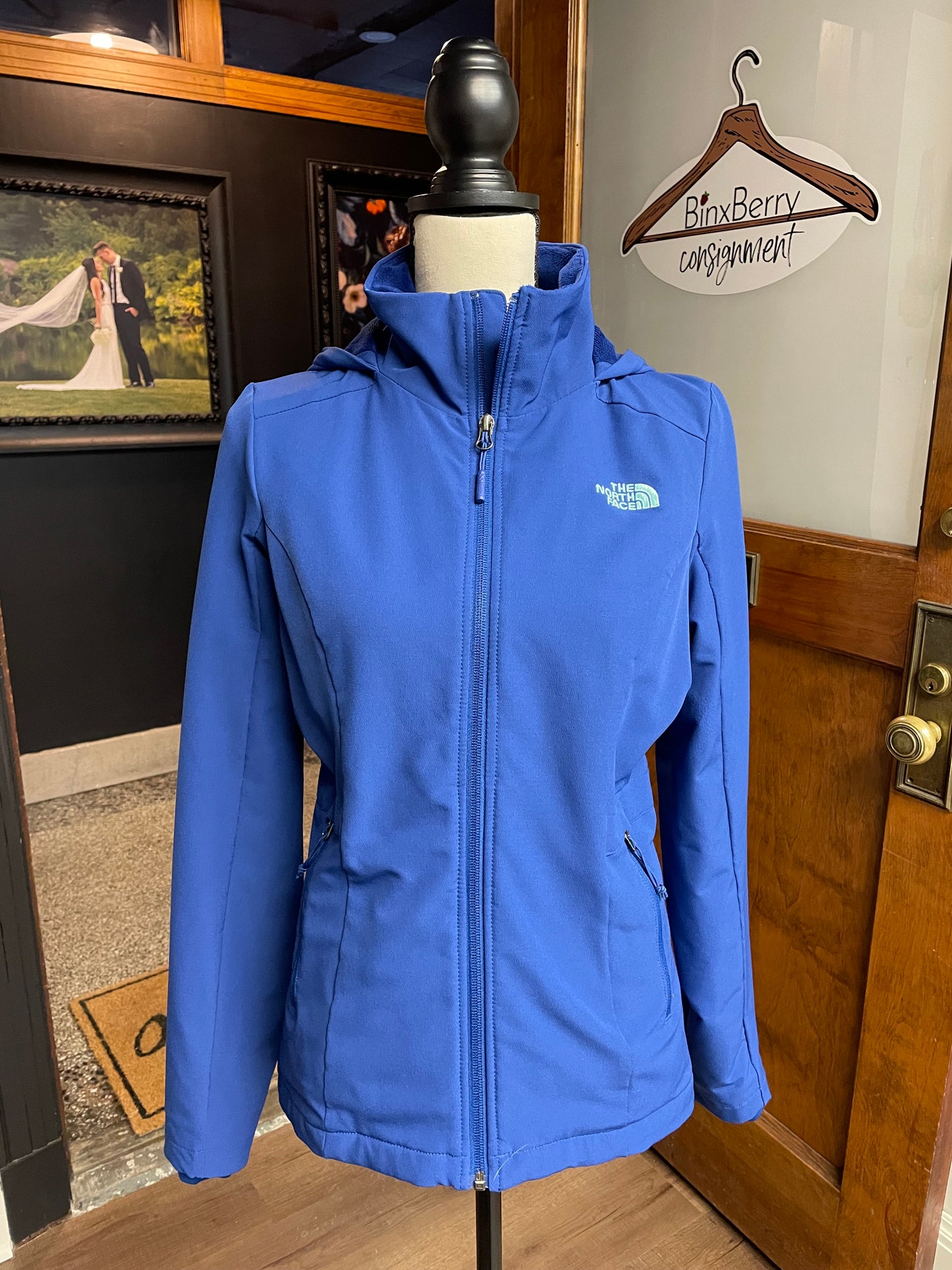 The North Face Women's Shelbe Raschel Jacket