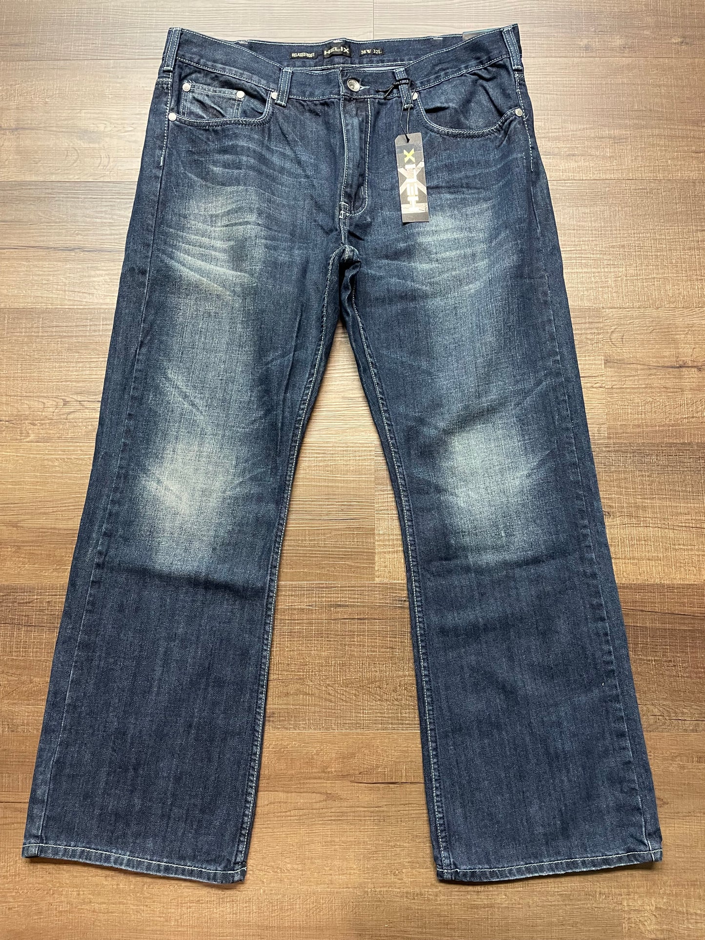 Helix NWT Relaxed Boot Cut Men's Jeans (38x32)