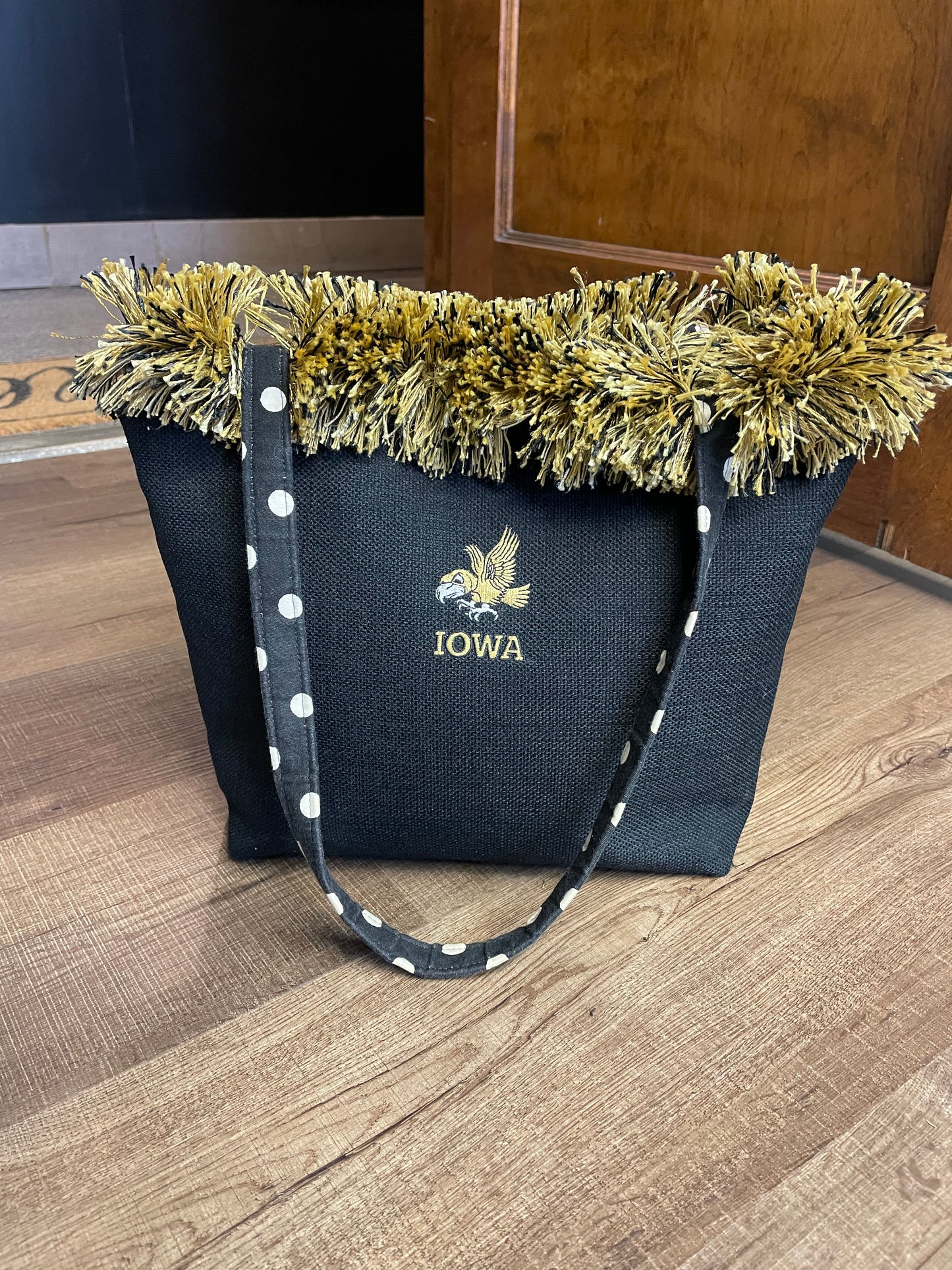 Bagolitas Boutique Iowa Hawkeye Shoulder Bag