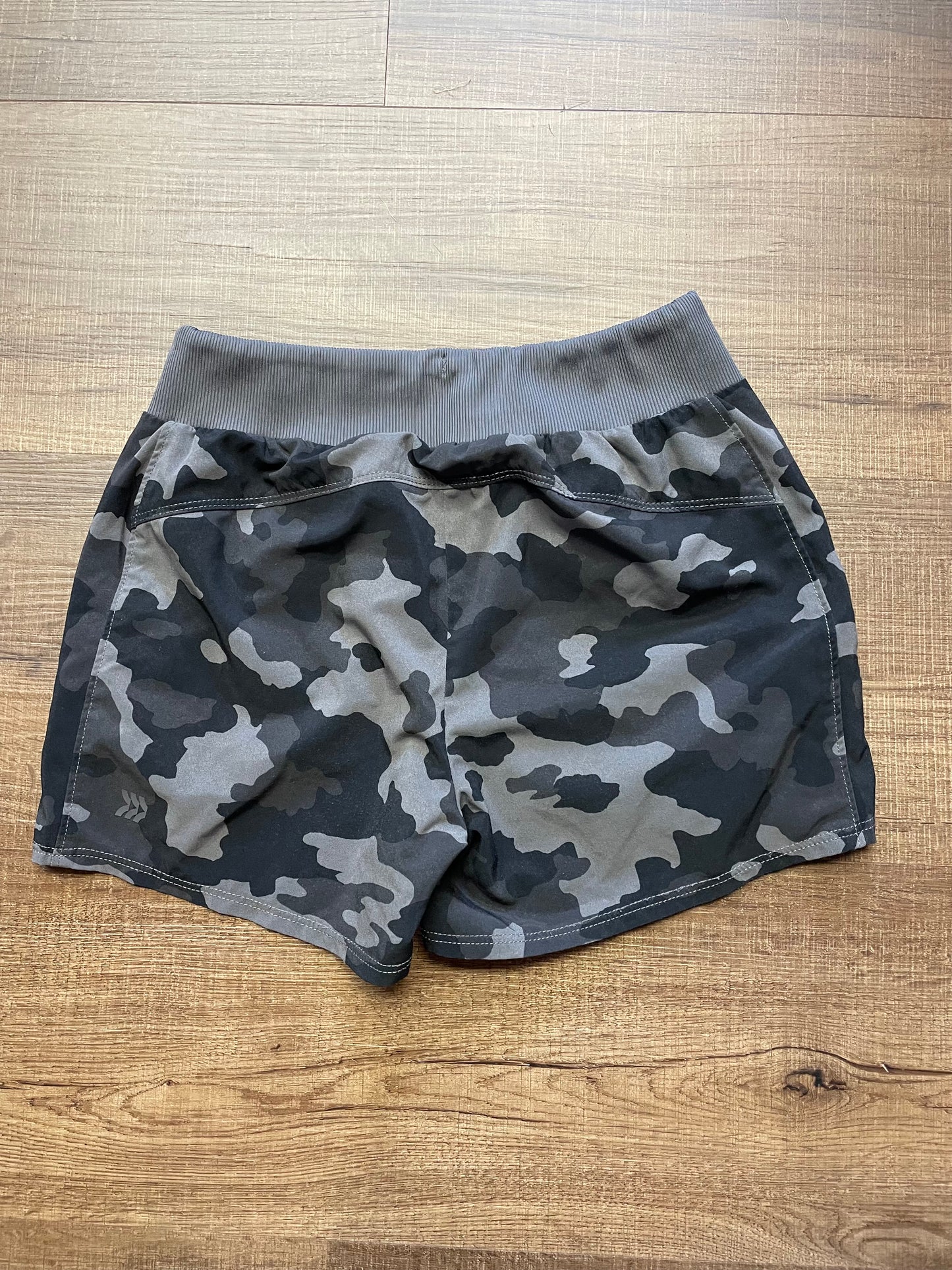 All in Motion Camo Unlined Shorts (YM)