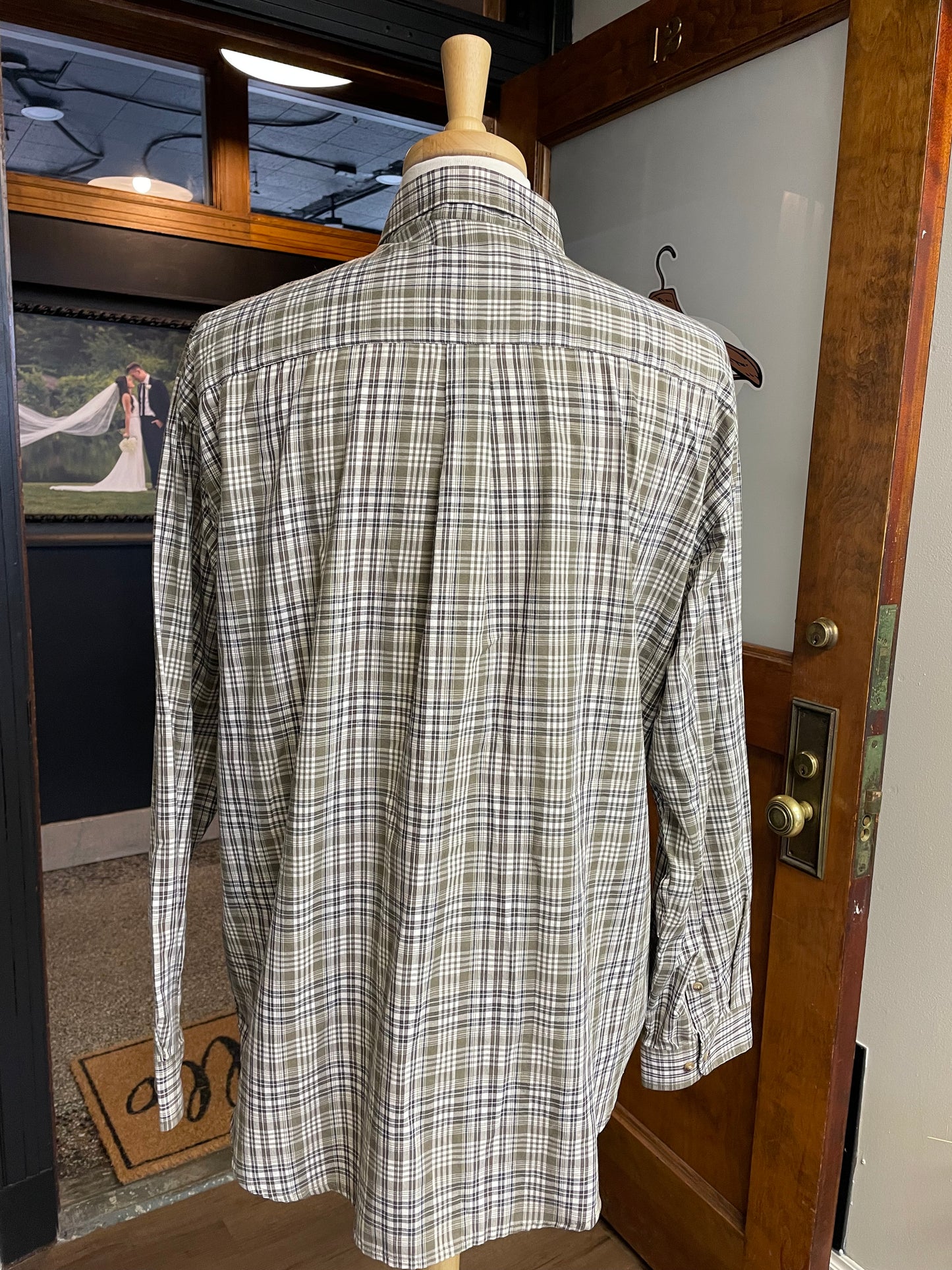 Puritan Men's Button Down Shirt (XL)