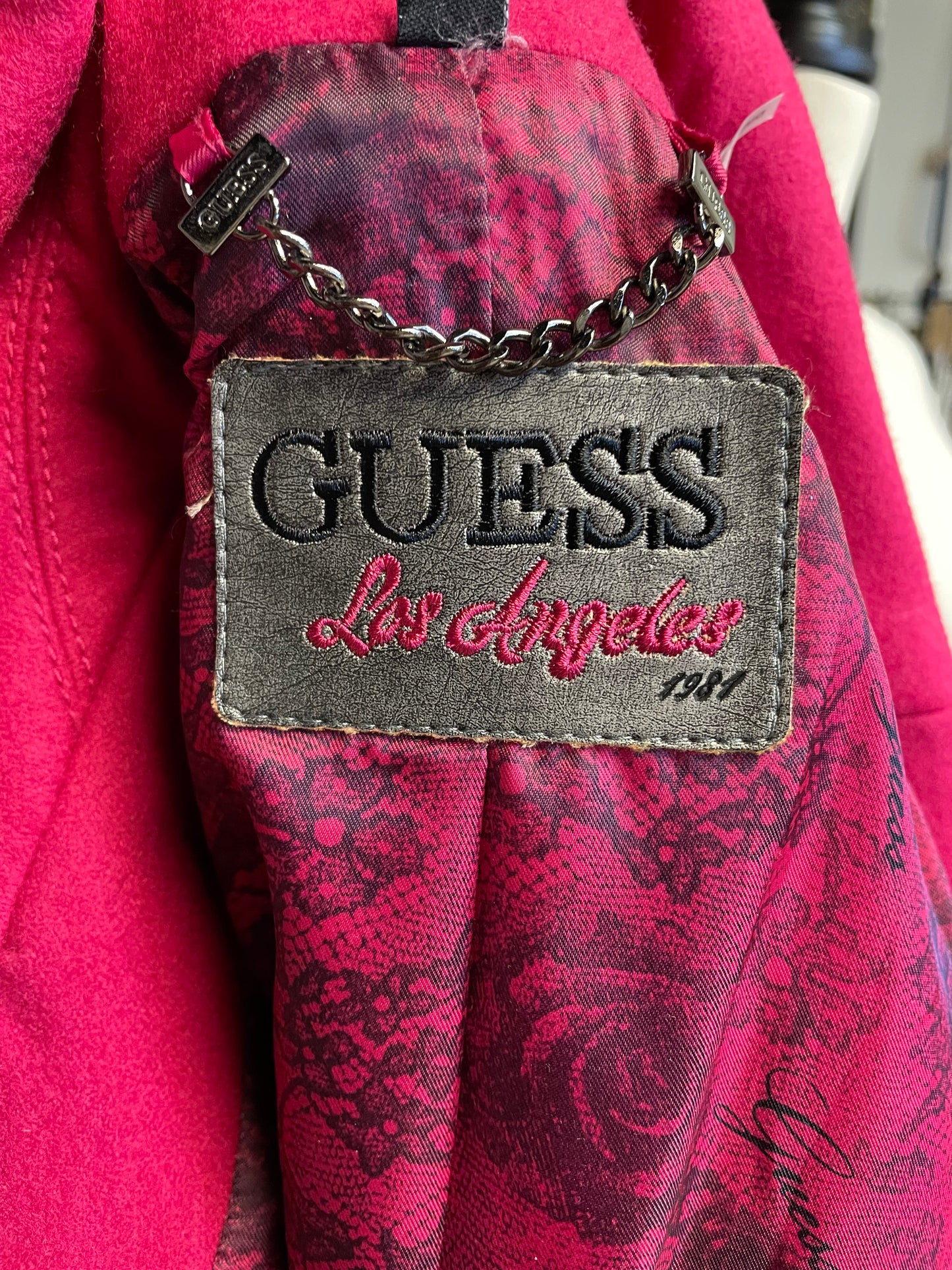 Guess Los Angeles Vintage Women's Peacoat (XL)