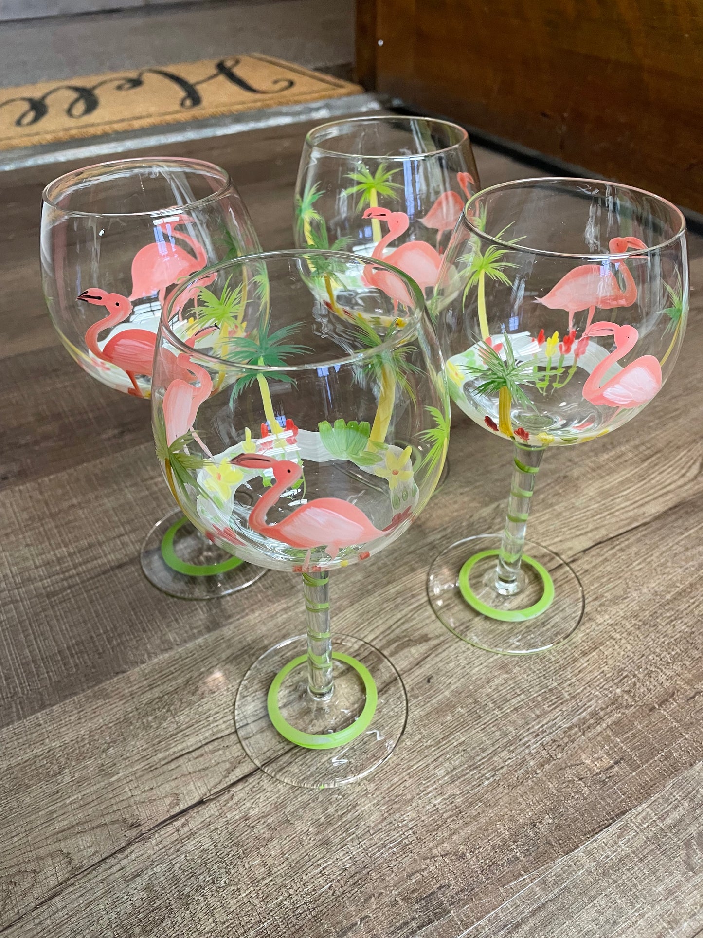 Living Quarters Fabulous Flamingos Wine Glasses (Set of 4)