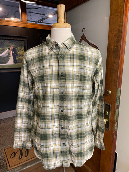 Eddie Bauer Relaxed Fit Men's Flannel (M)