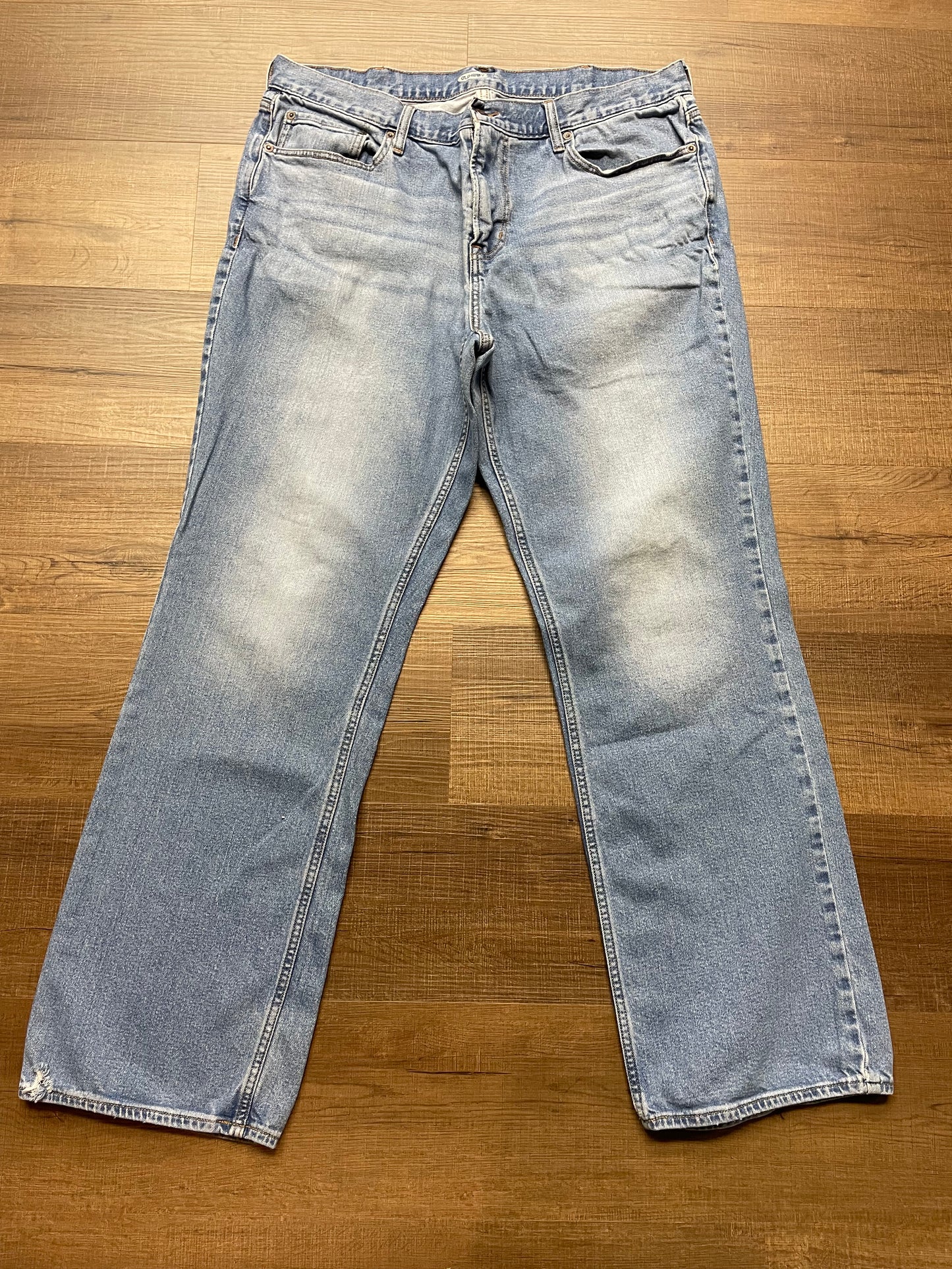 Old Navy Boot Cut Men's Jeans (38x34)