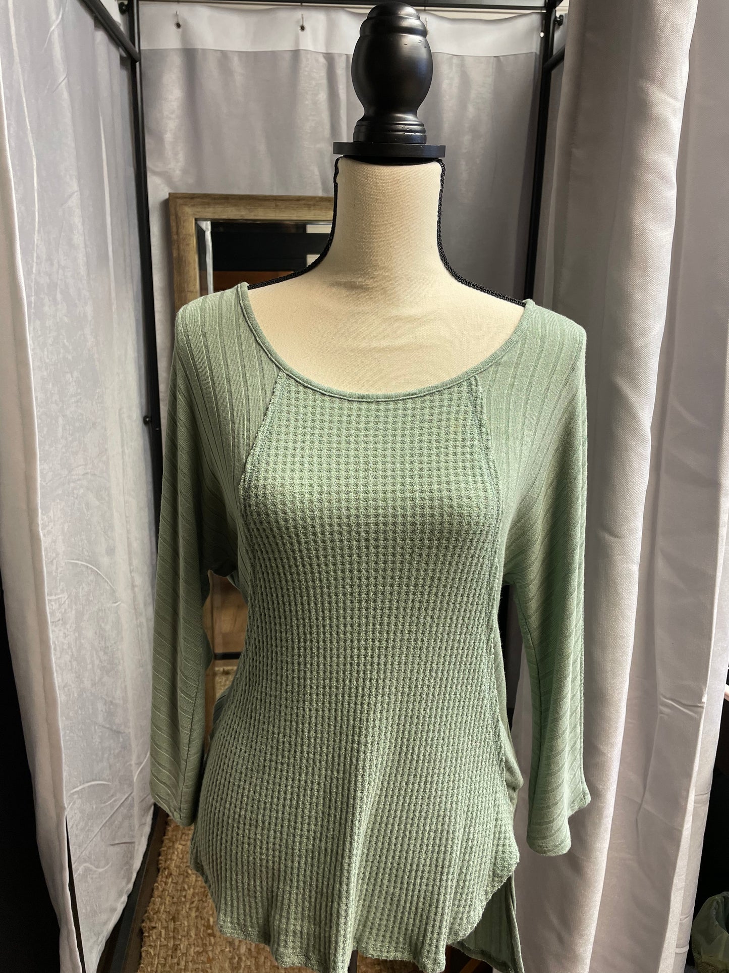 Alya Sage Long Sleeved Top (M)