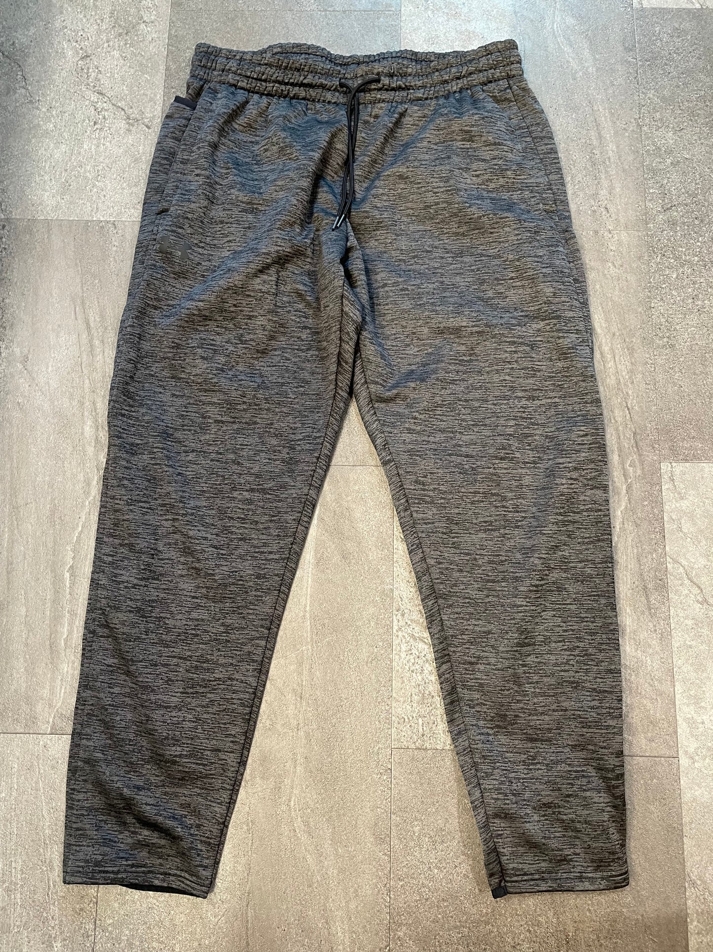 Under Armour Loose Fit Men's Pants (XL)