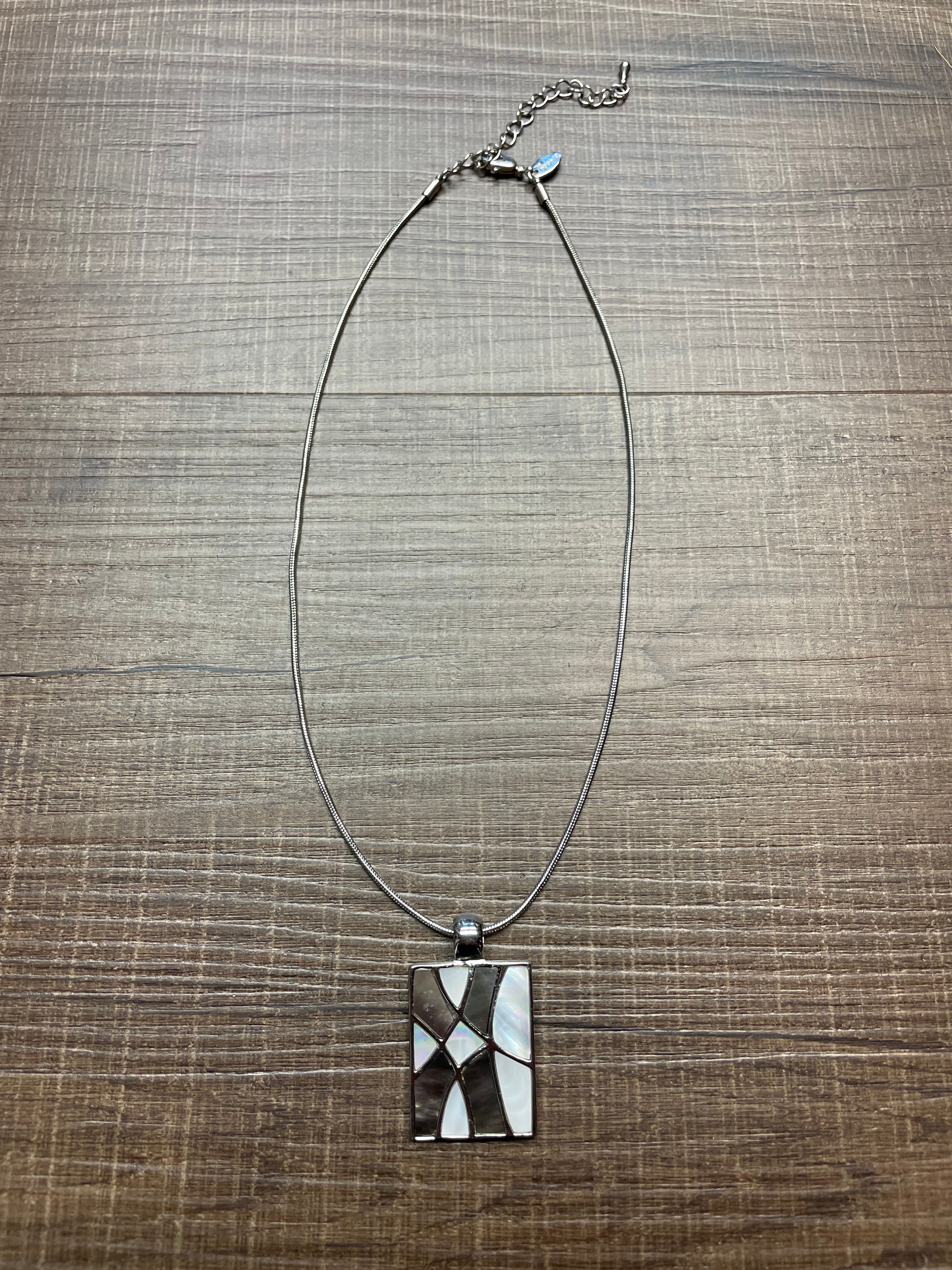 Lia sophia pendant necklace online