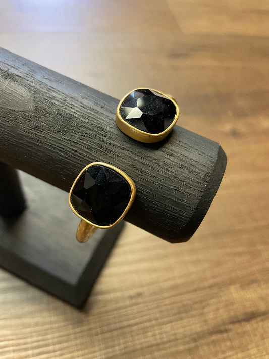 Hammered Gold Bangle with Black Gemstones