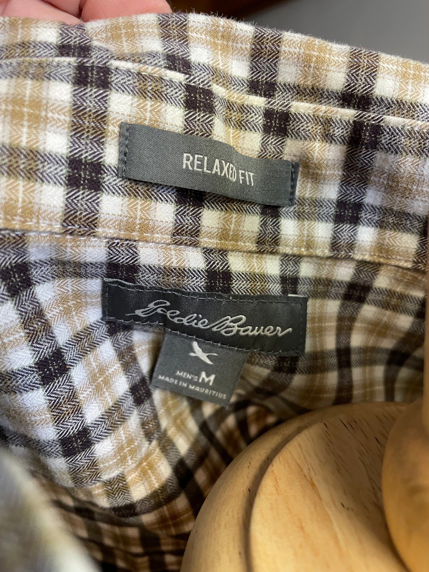 Eddie Bauer Relaxed Fit Men's Shirt (M)