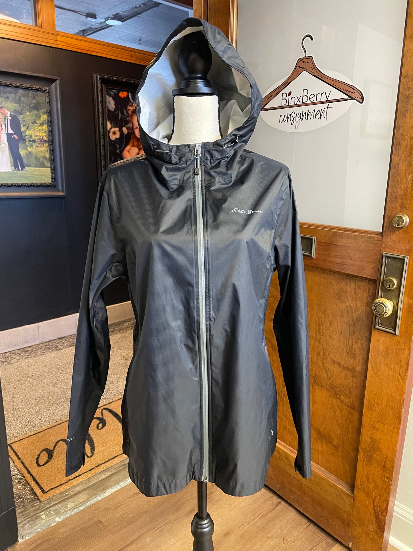 Eddie Bauer Women's Weather Edge Raincoat (XL)