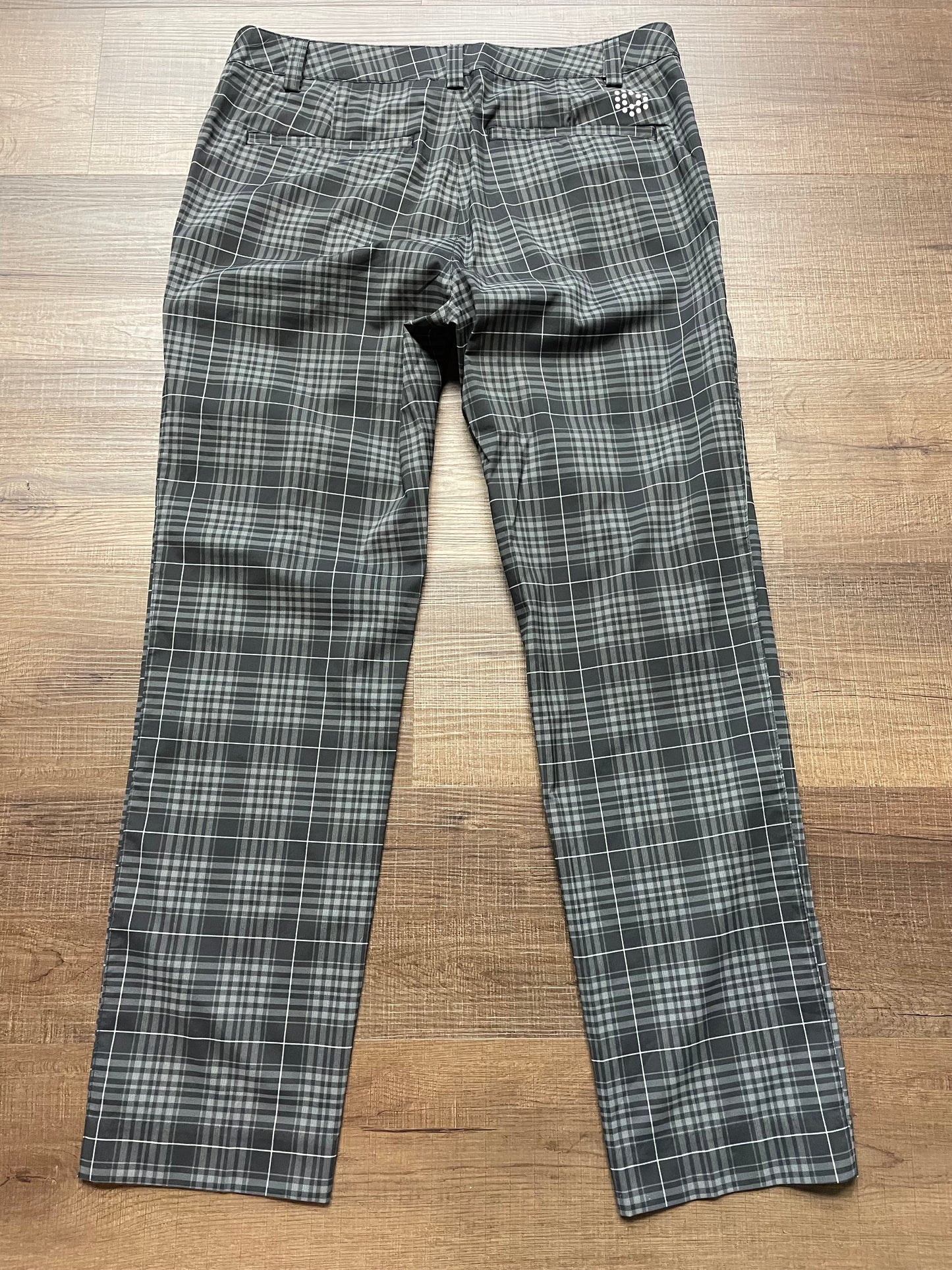 Puma Sport Lifestyle Gray Plaid Women's Golf Pants (32x30)