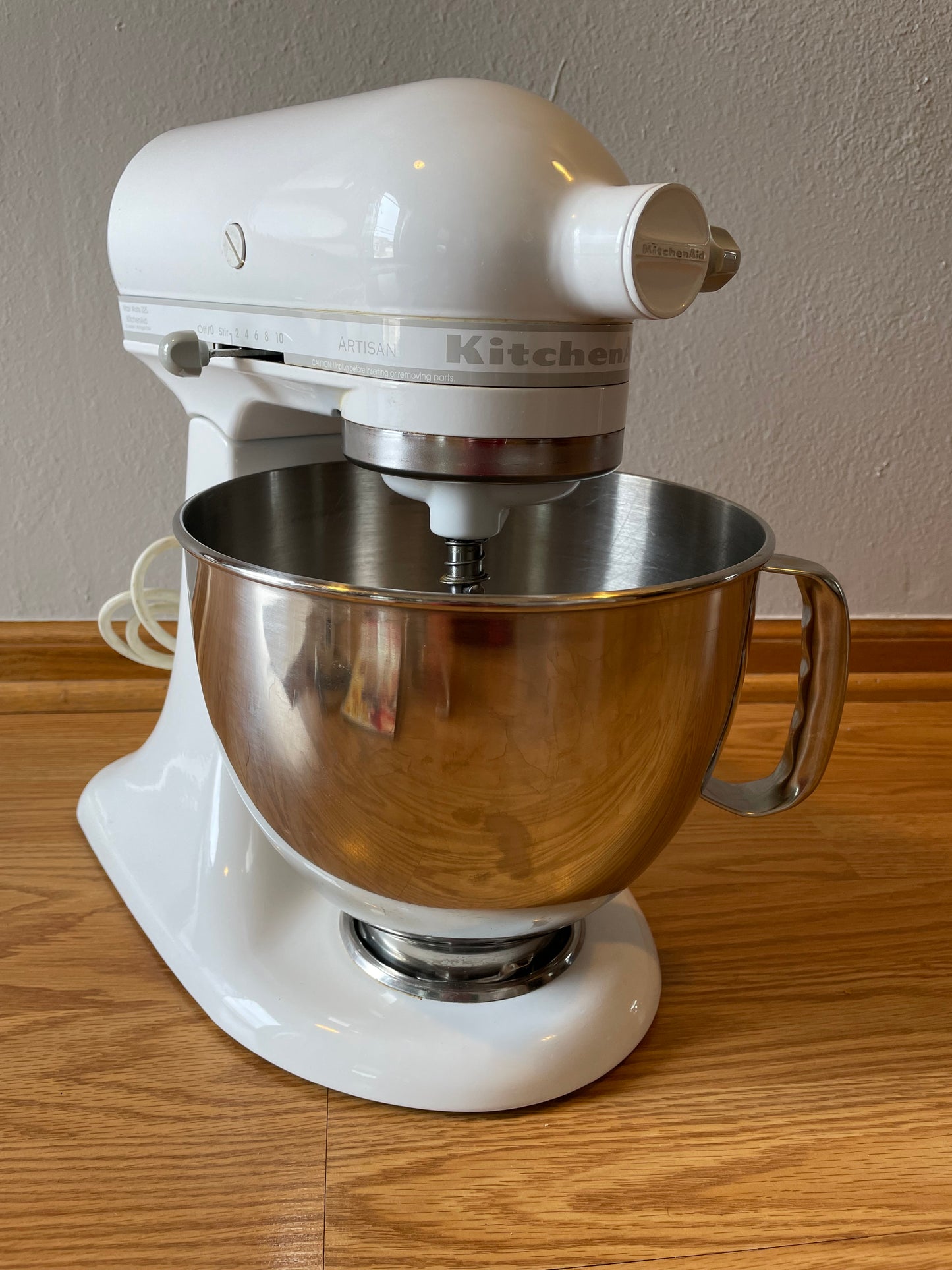 KitchenAid Artisan Series 5 Quart Tilt Head Stand Mixer