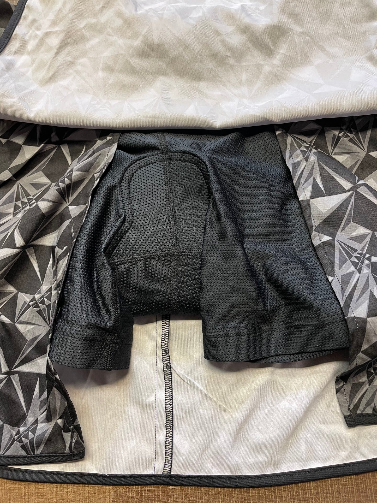 Pearl Izumi W Launch Skirt (M)