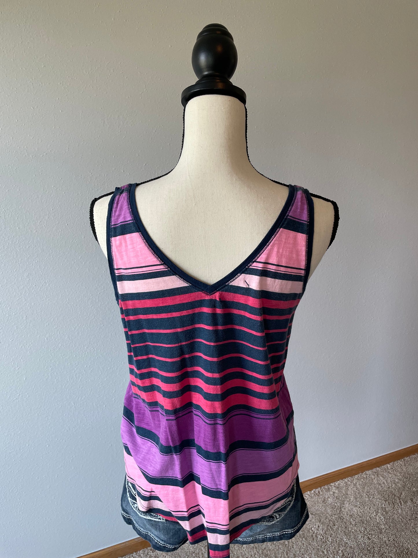 Maurices V-Neck Pink Striped Tank (M)