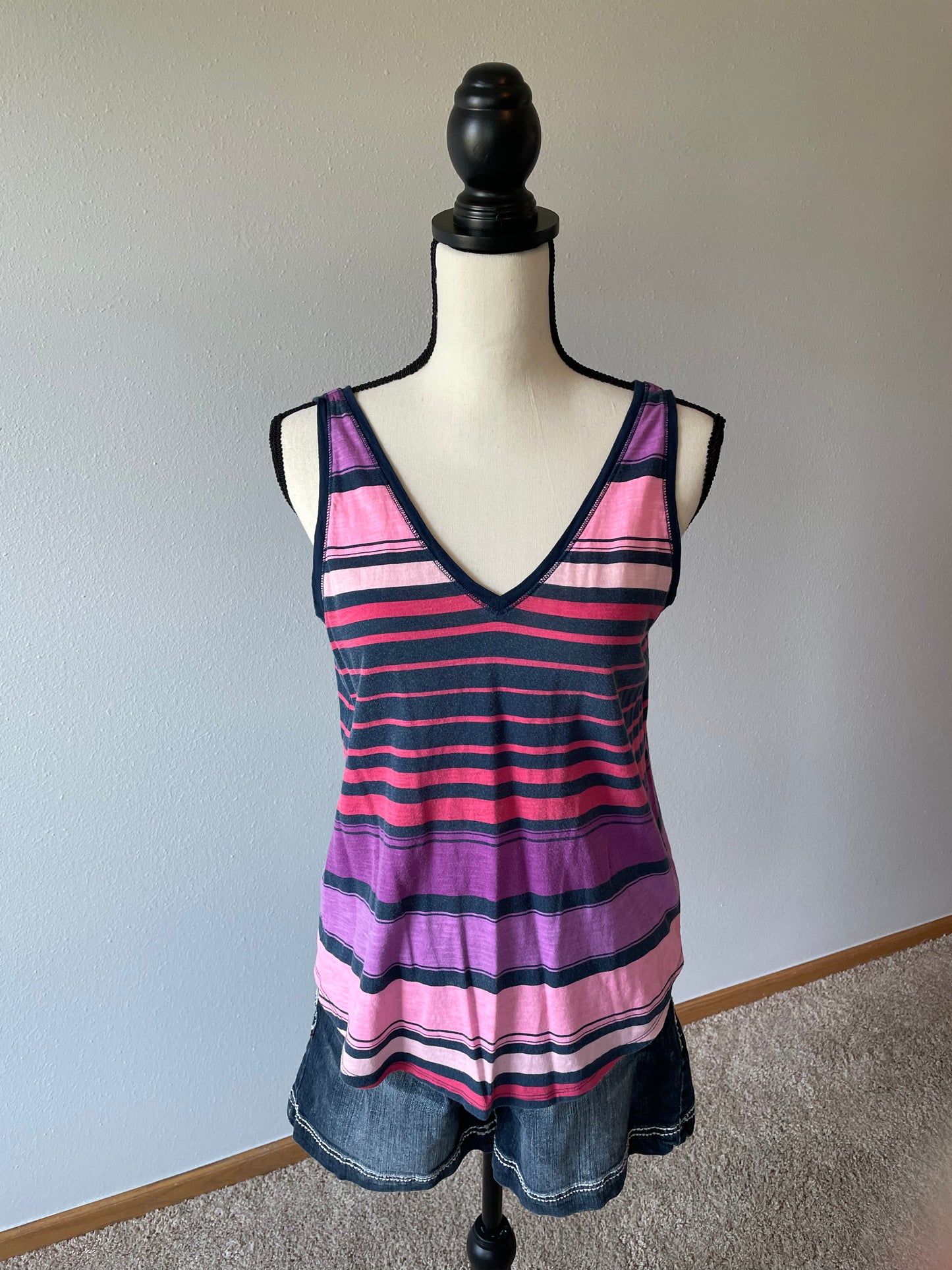 Maurices V-Neck Pink Striped Tank (M)