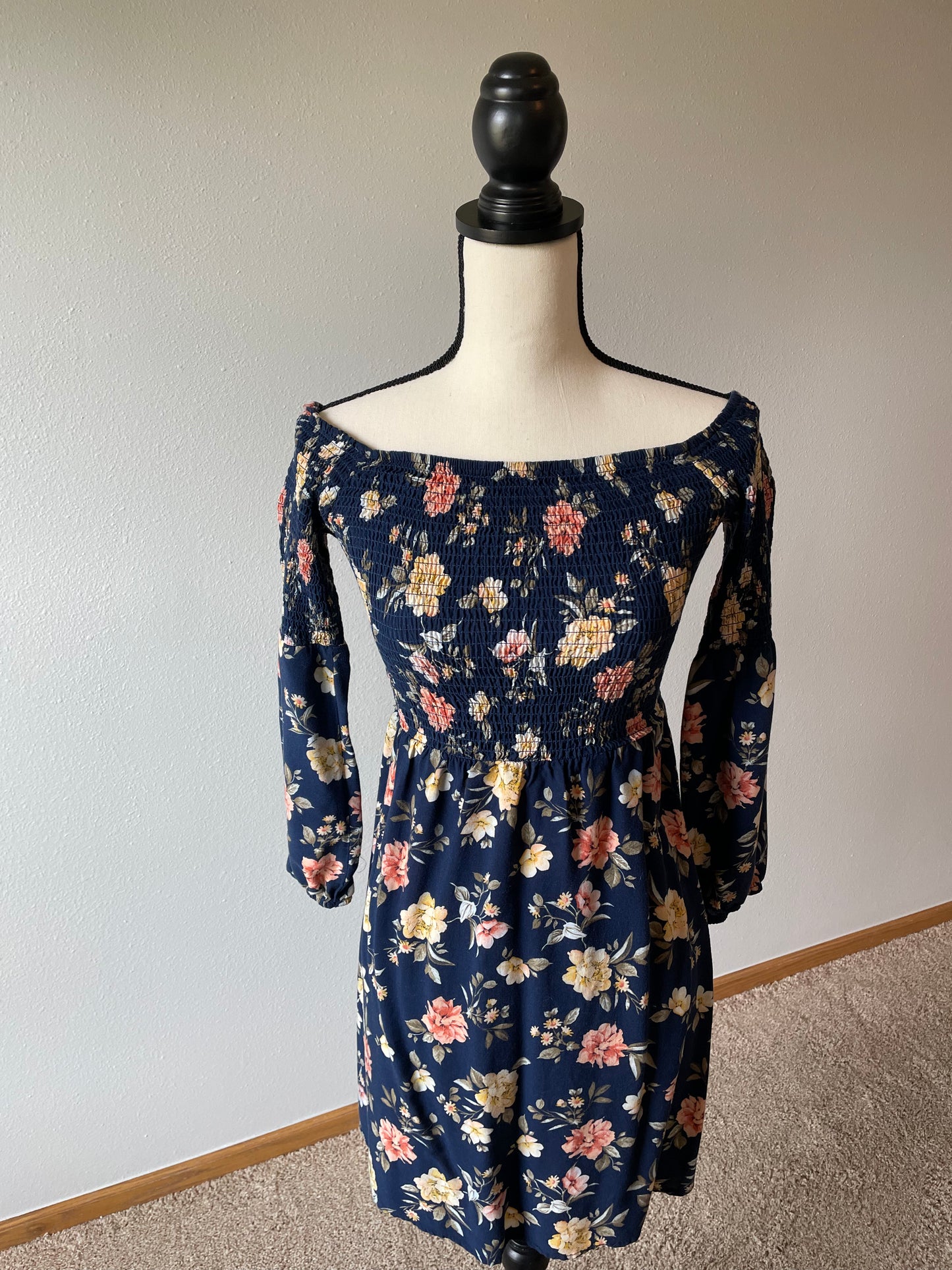 Riley & James Off Shoulder Dress (M)