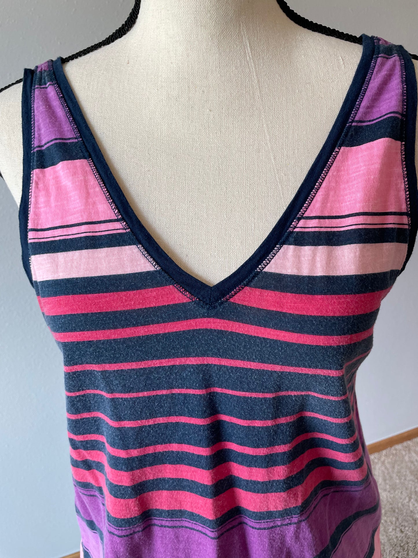 Maurices V-Neck Pink Striped Tank (M)