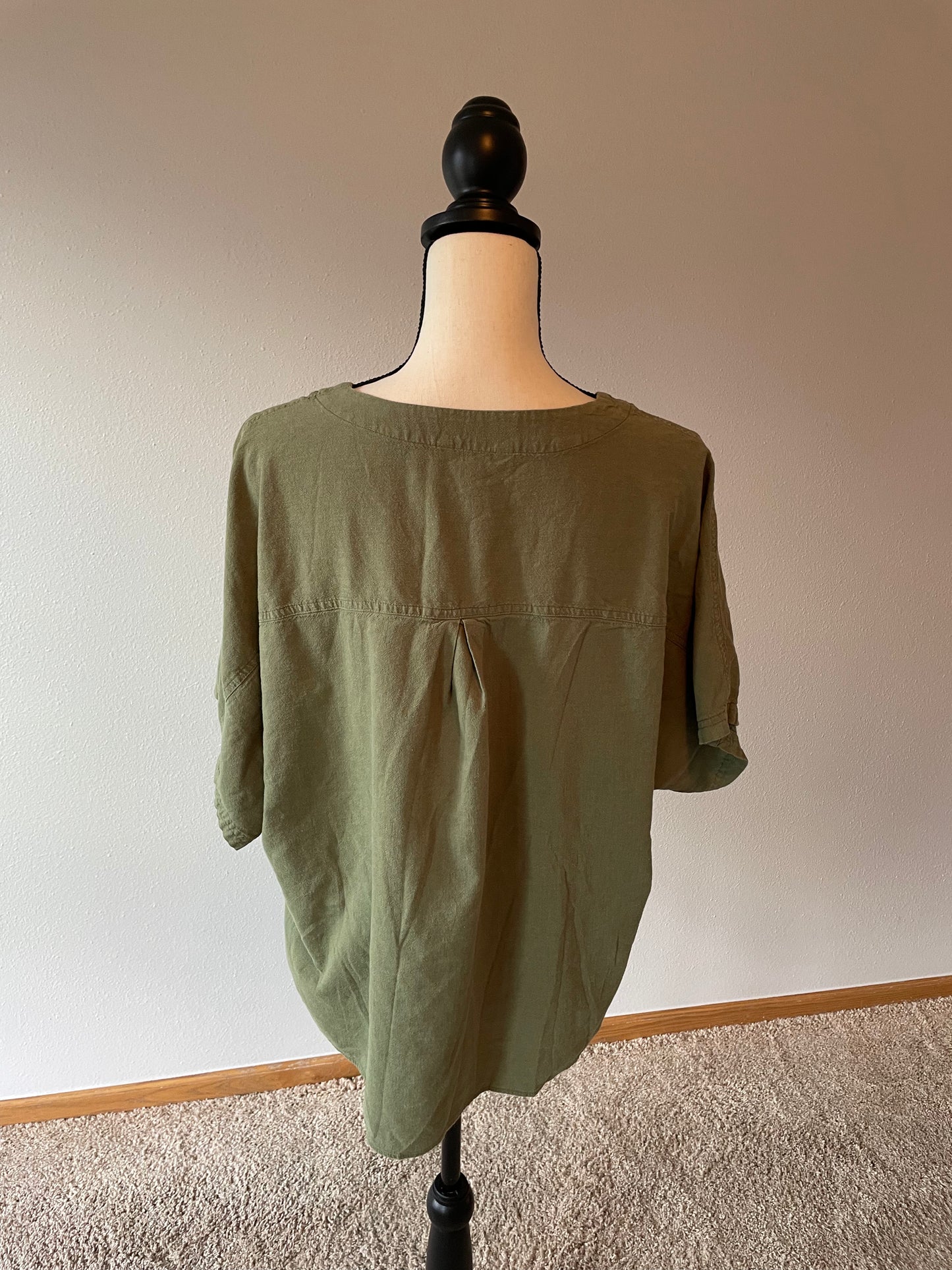 Time & True Sage Tie Top (XL)