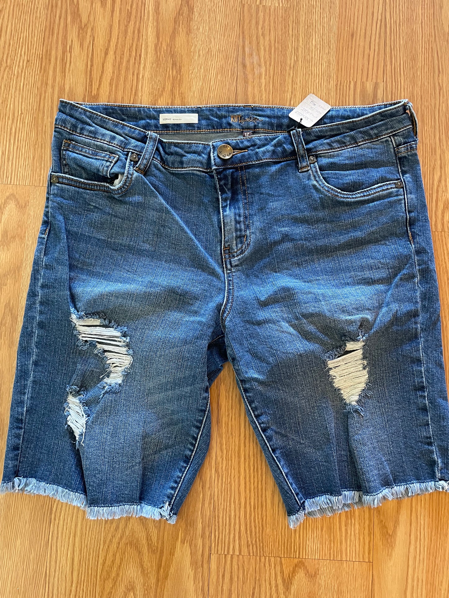 KUT Kelsey Bermuda Short (12)