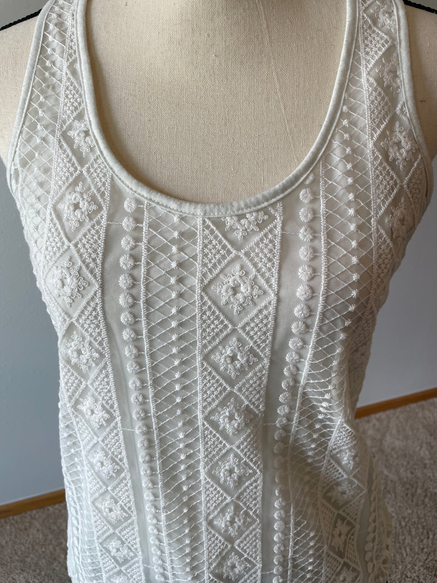 Vanity White Lace Tank (M)